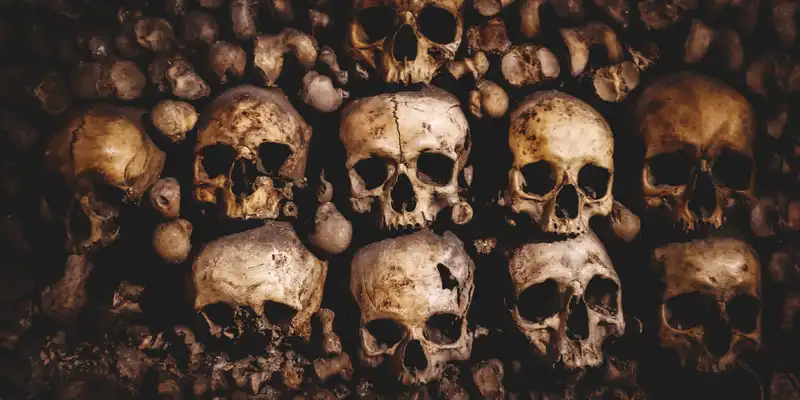 Catacombs of Paris: Entry Ticket + Audio Guide