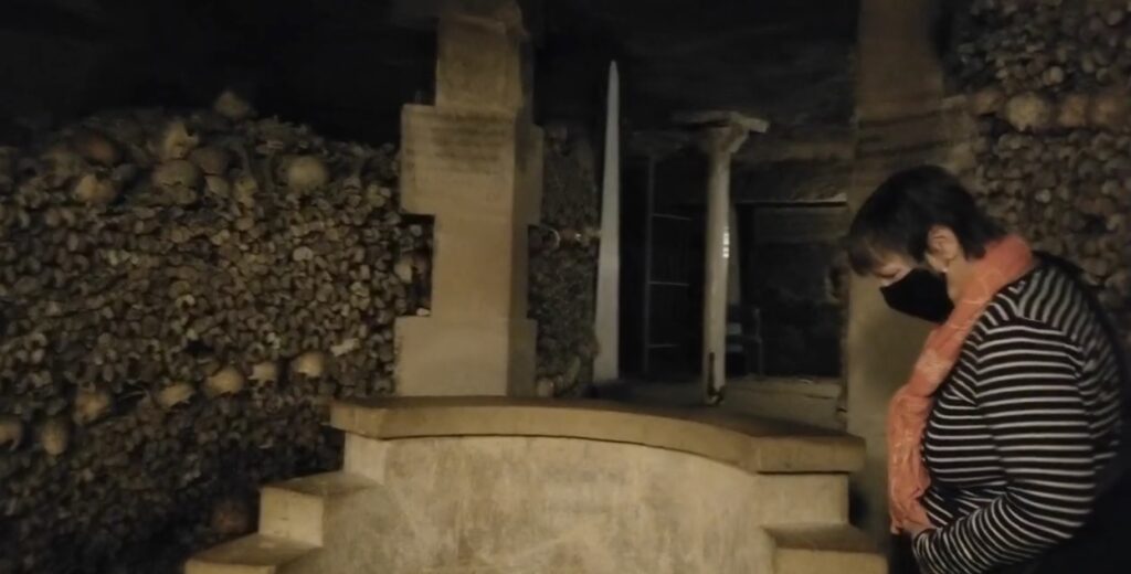 paris catacombs