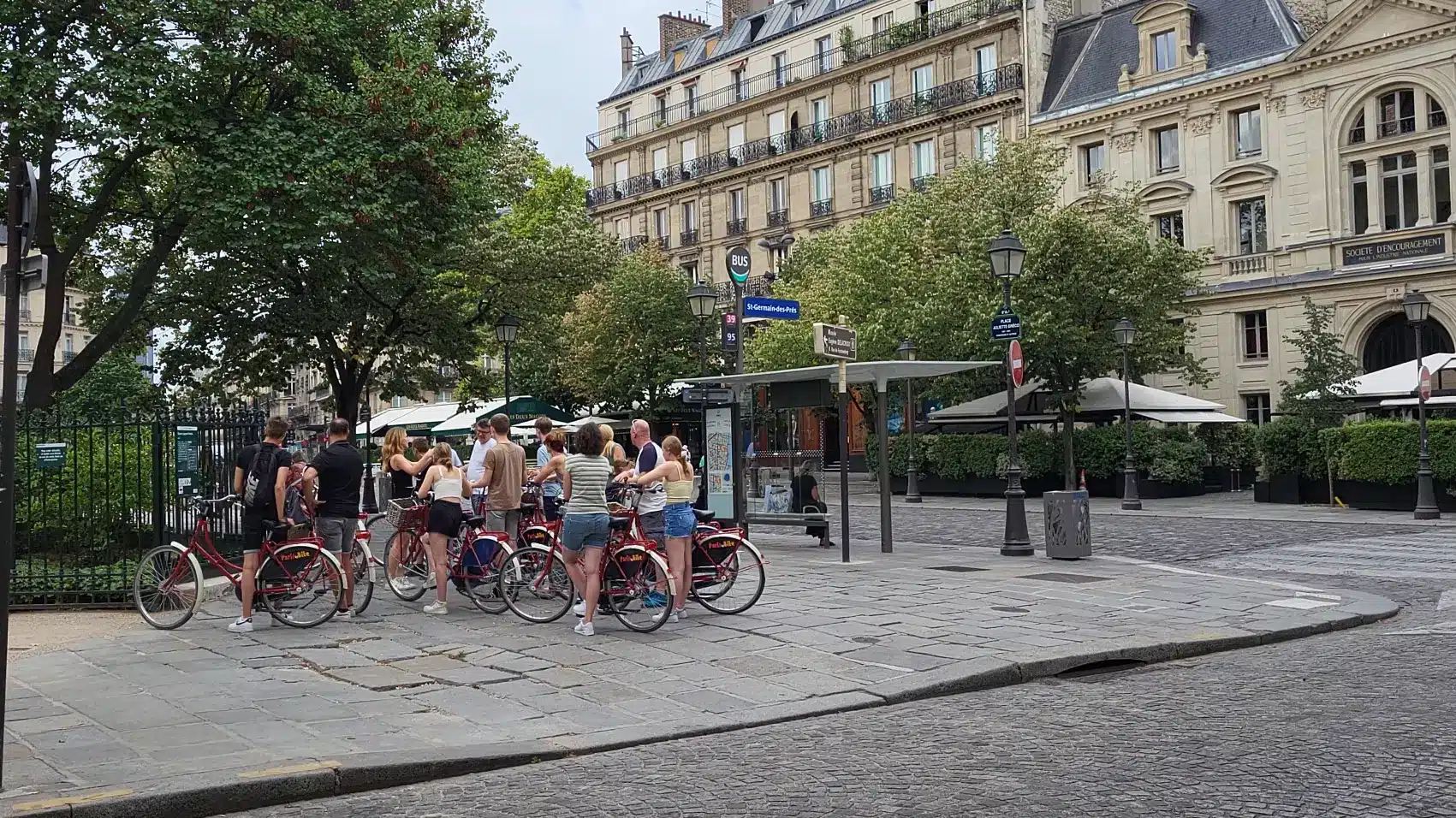 paris bike trips