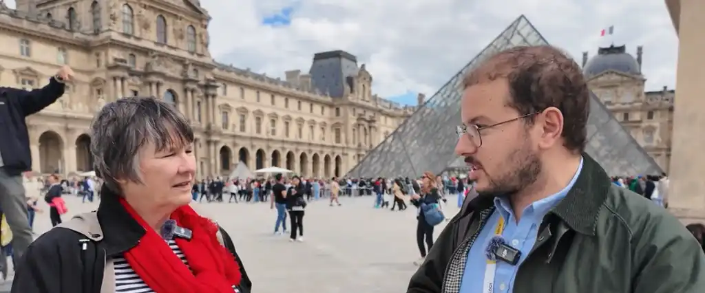 Le Louvre Museum Paris - Tickets, Tours & Visitor Guide 1 le louvre 1 1024x426 1