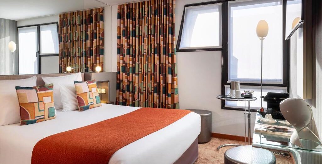 7 eiffel hotel e1737382941615