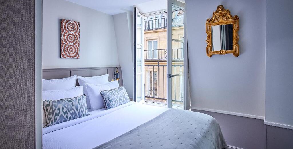 tamise paris hotel near louvre e1737382609608 1