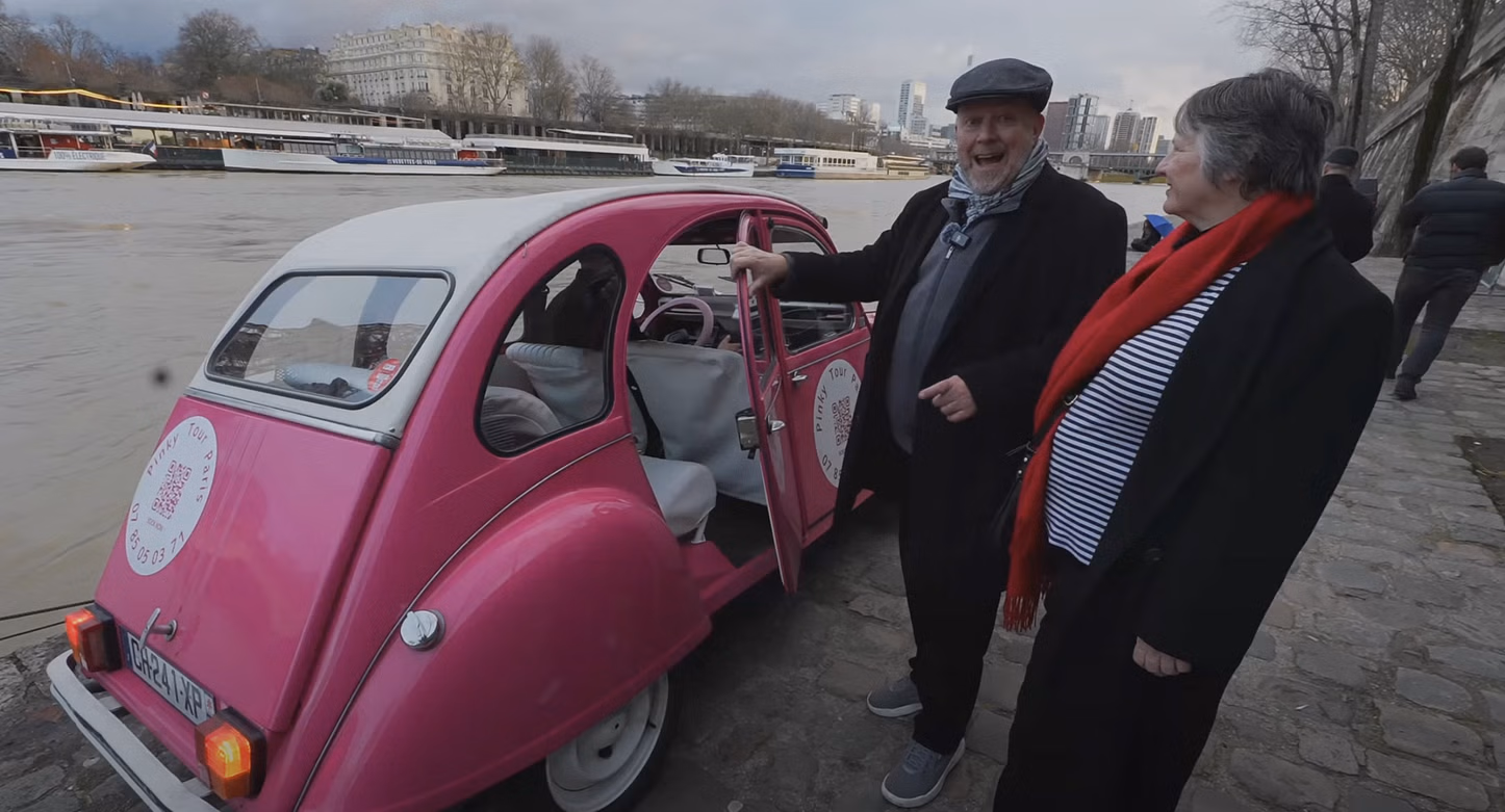 Recommended Tours 7 2CV car tour paris