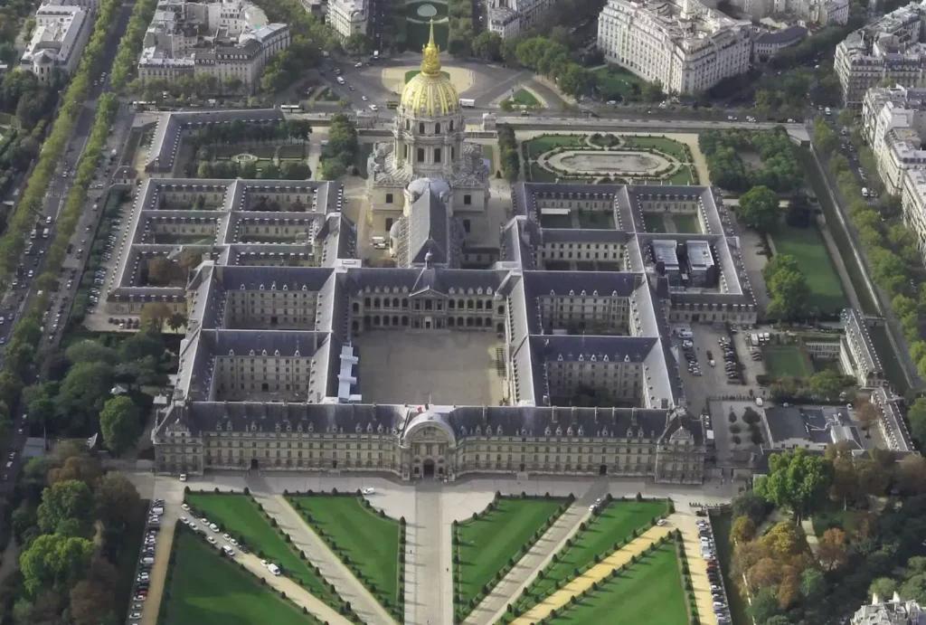 Les Invalides & Napoleon's Tomb Tickets (2026): Army Museum Guide, Prices & Hours 2 Les Invalides from above